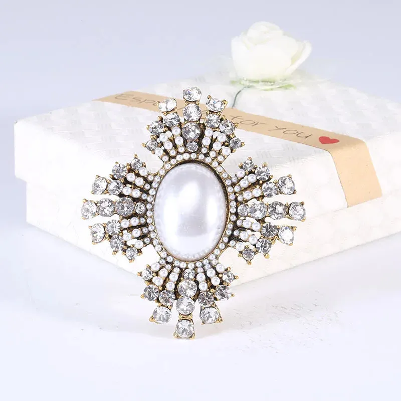 Altin Novelty Brooch Pin