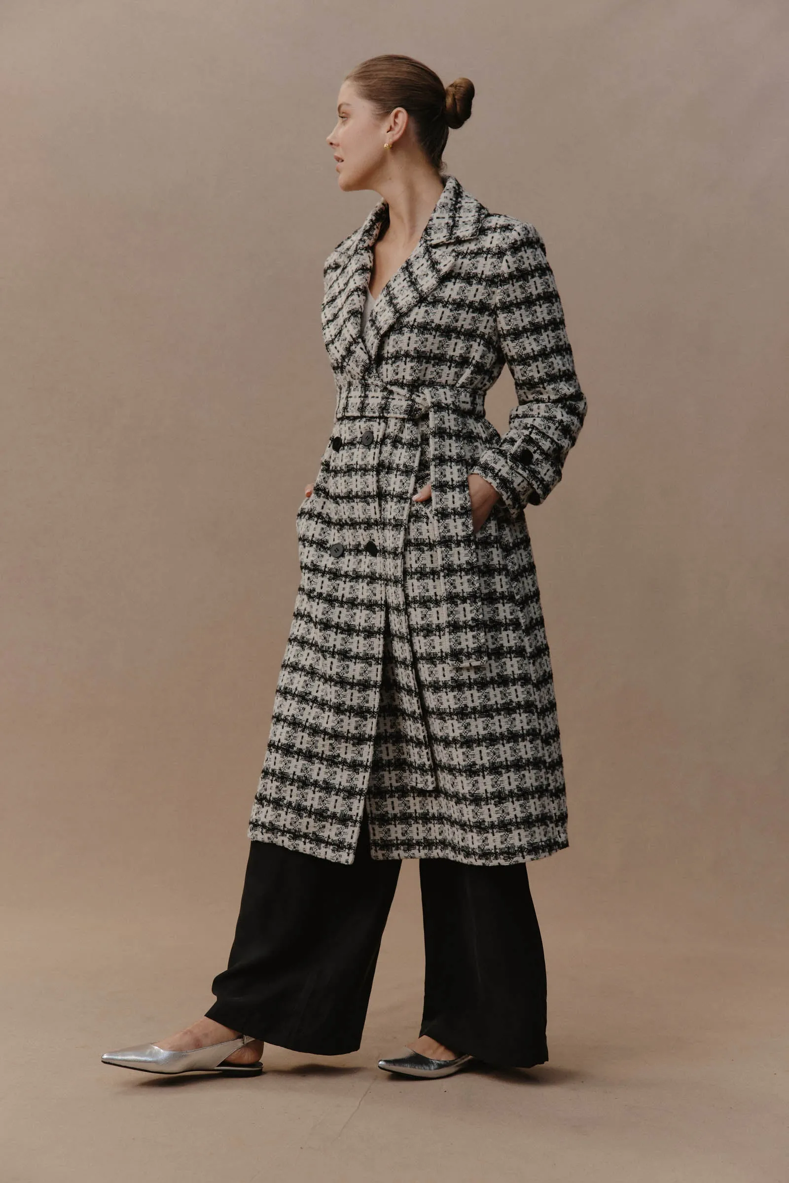 Aman Coat - Black