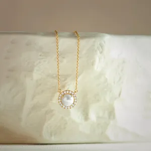 Classic Pearl Diamond Necklace