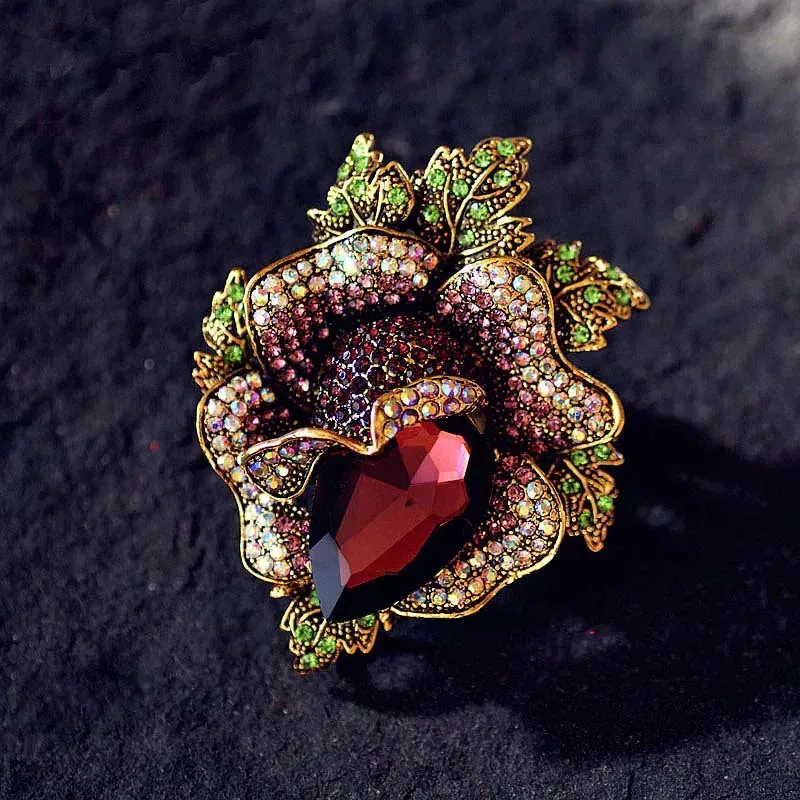 Enise Sequin Brooch Pin