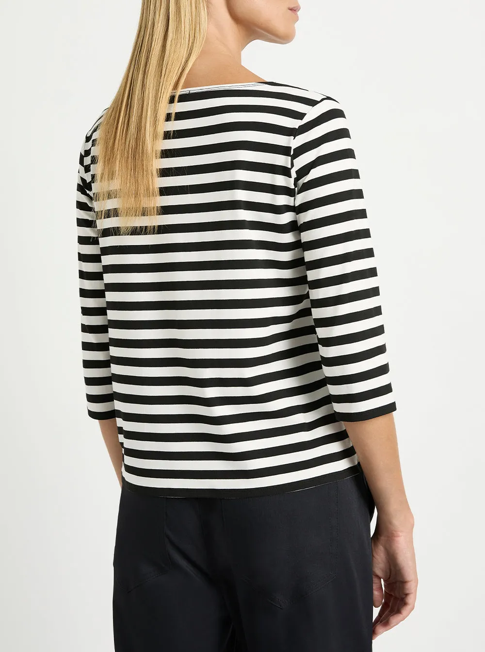 Relaxed Boat Neck - Milk/Black Bevel Stripe